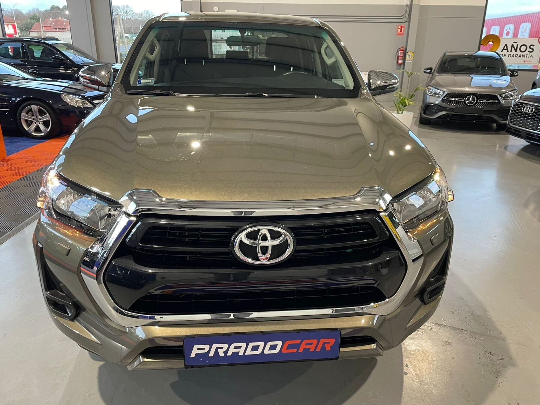 TOYOTA Hilux 2.8 D4D Cabina Doble VX