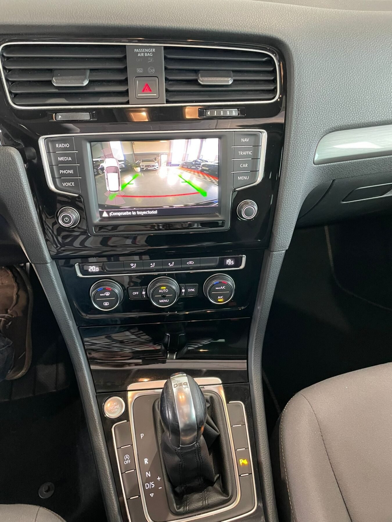 VOLKSWAGEN Golf Advance 1.6 TDI DSG