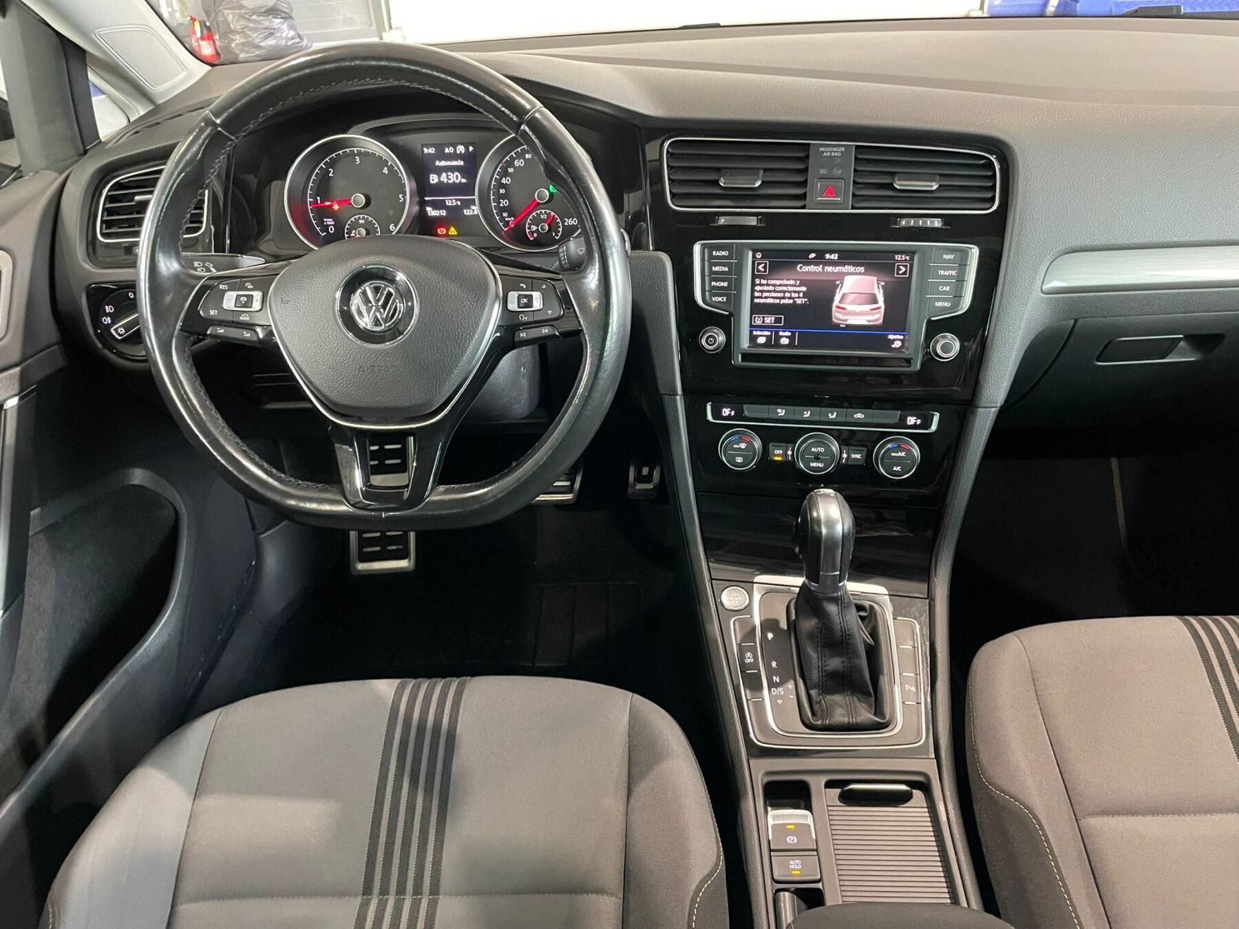 VOLKSWAGEN Golf Advance 1.6 TDI DSG
