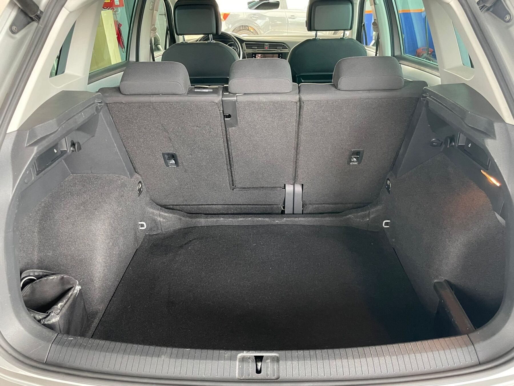 VOLKSWAGEN Tiguan Advance 2.0 TDI