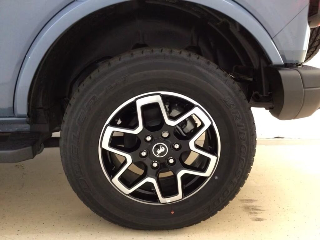 FORD Bronco Outer Banks 2.7 EcoBoost V6 4x4 In