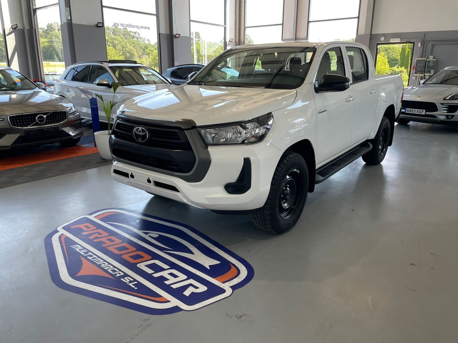 TOYOTA Hilux 2.8 D4D C.Dobl GR Sport AT HVO100