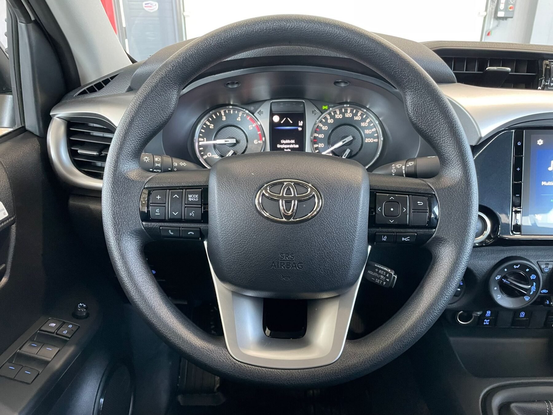 TOYOTA Hilux 2.8 D4D C.Dobl GR Sport AT HVO100