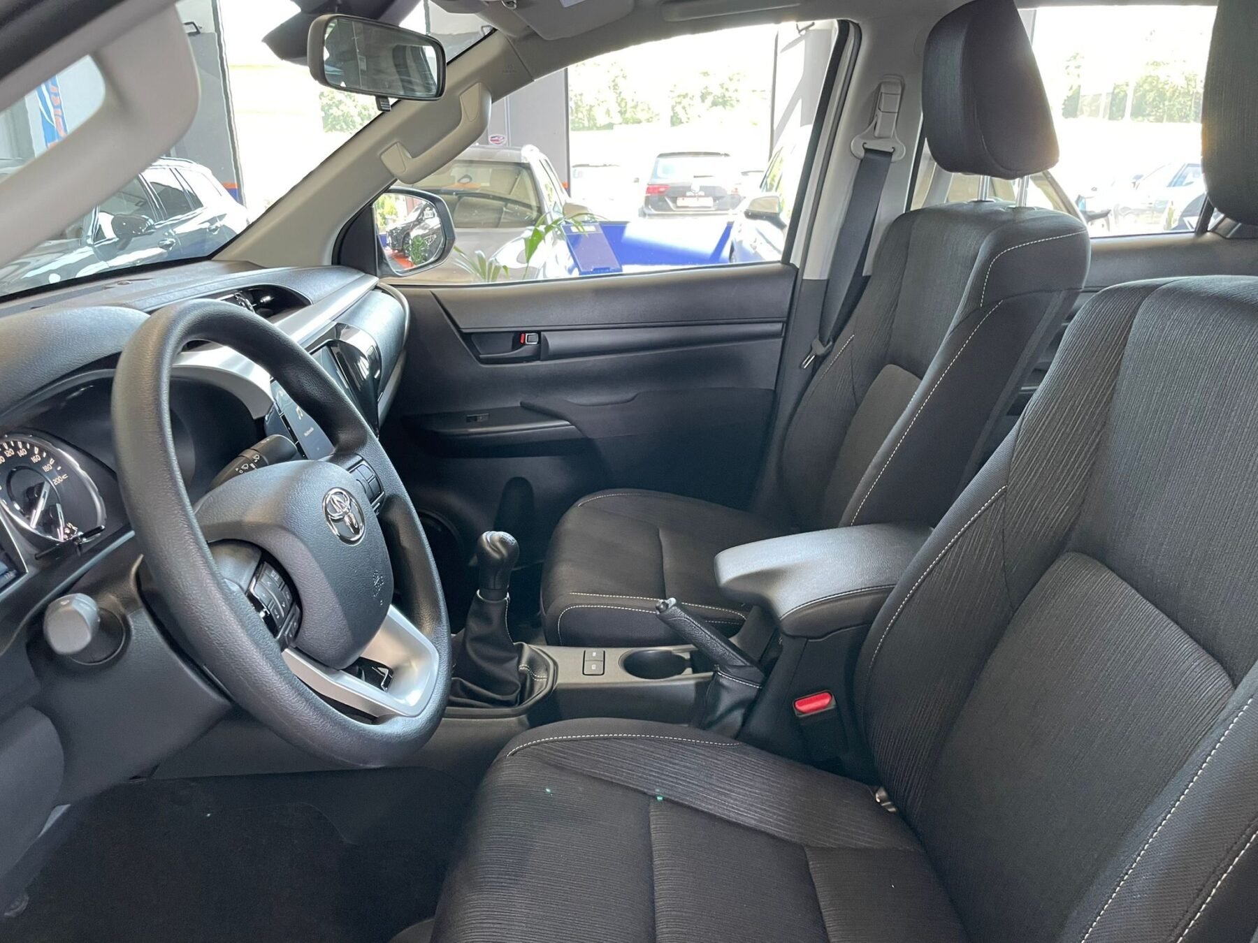 TOYOTA Hilux 2.8 D4D C.Dobl GR Sport AT HVO100