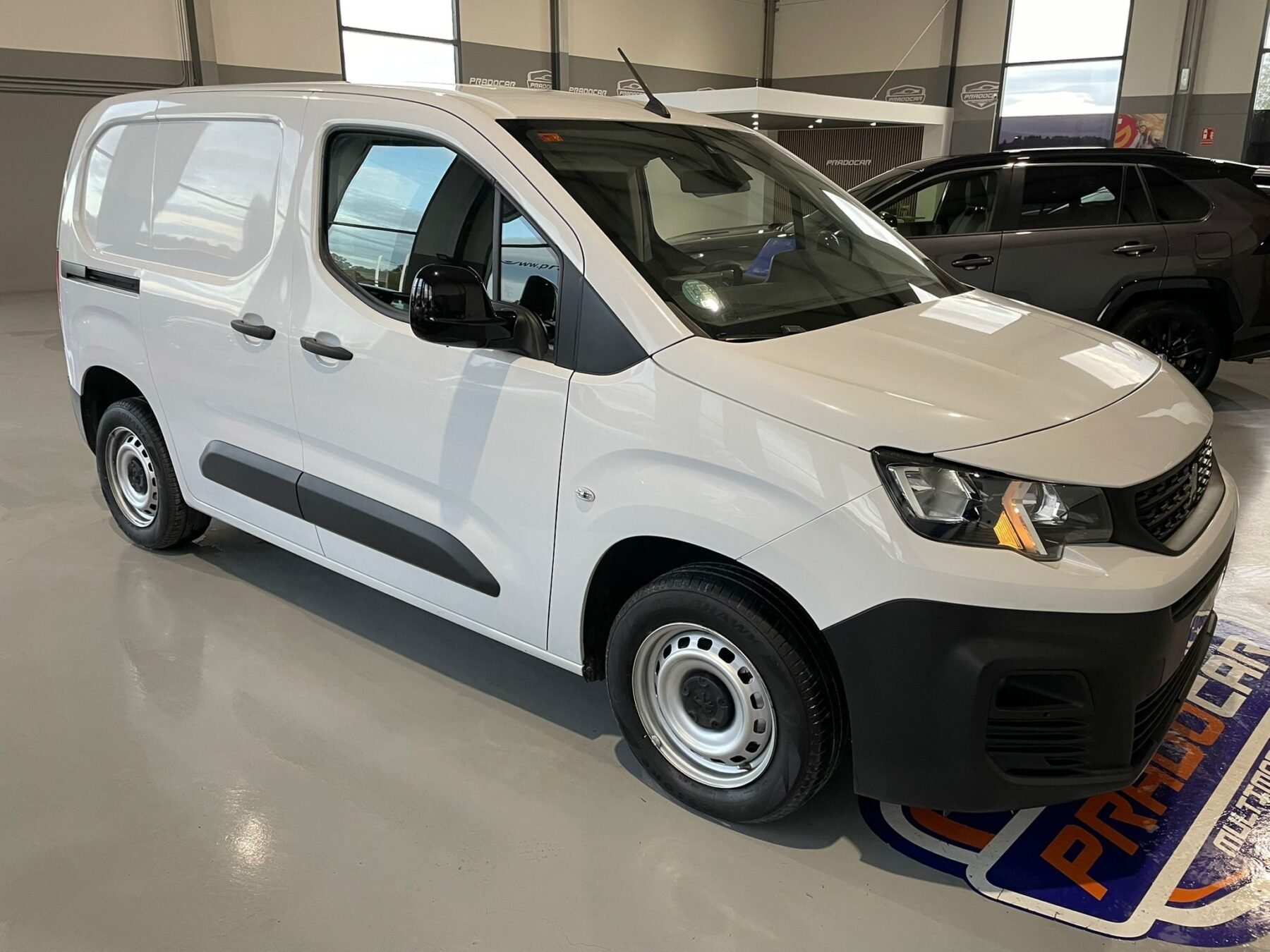 PEUGEOT partner Doble Cabina BlueHDi SS