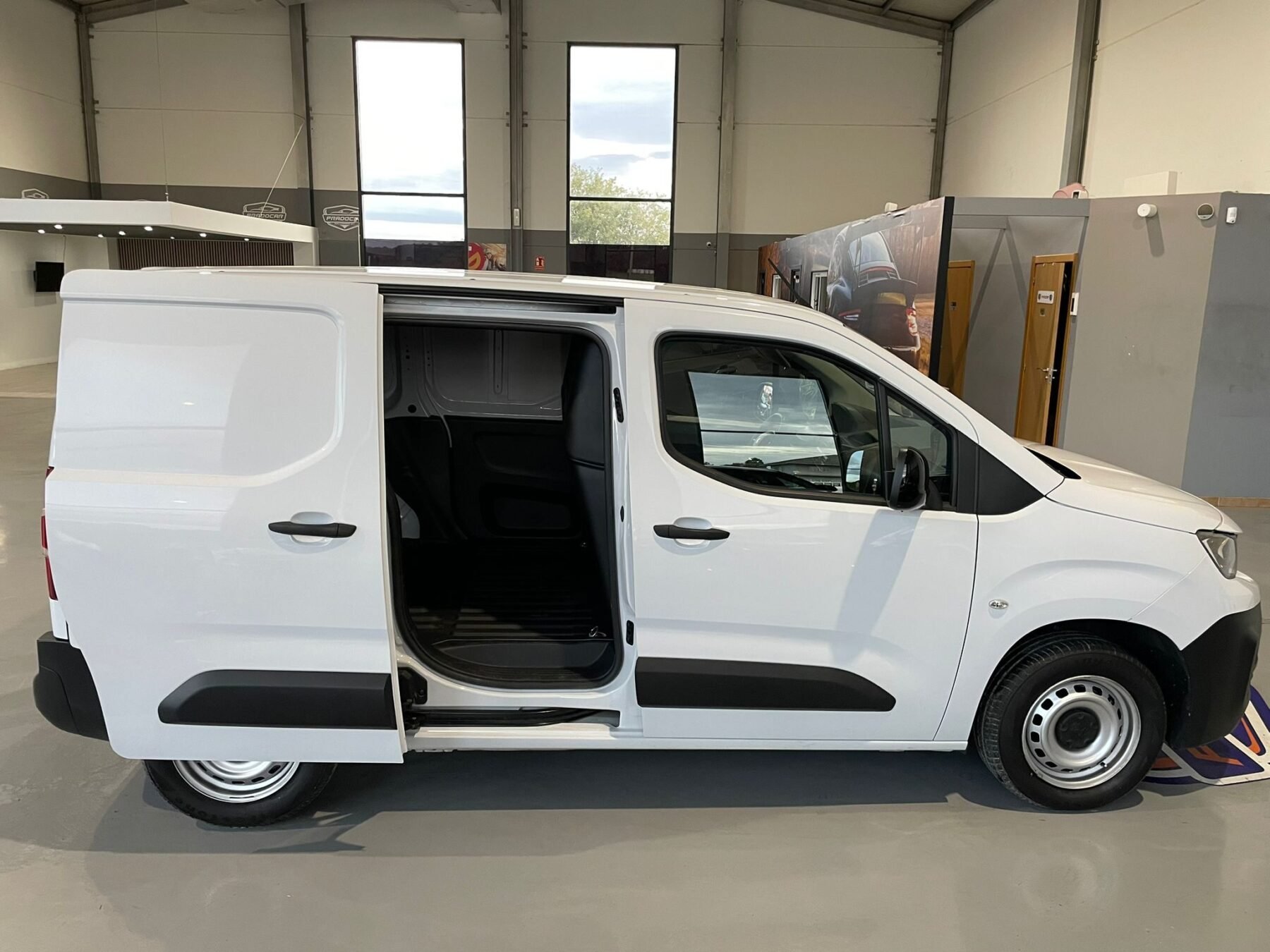 PEUGEOT partner Doble Cabina BlueHDi SS