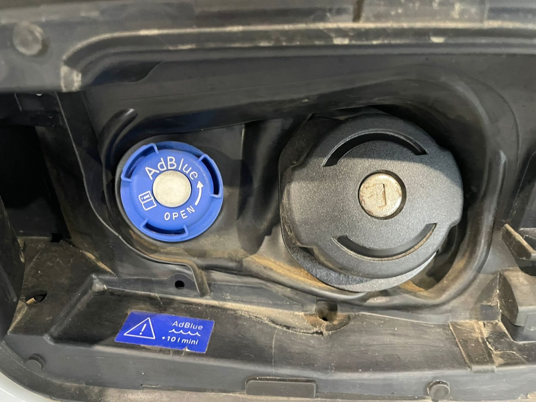 PEUGEOT partner Doble Cabina BlueHDi SS