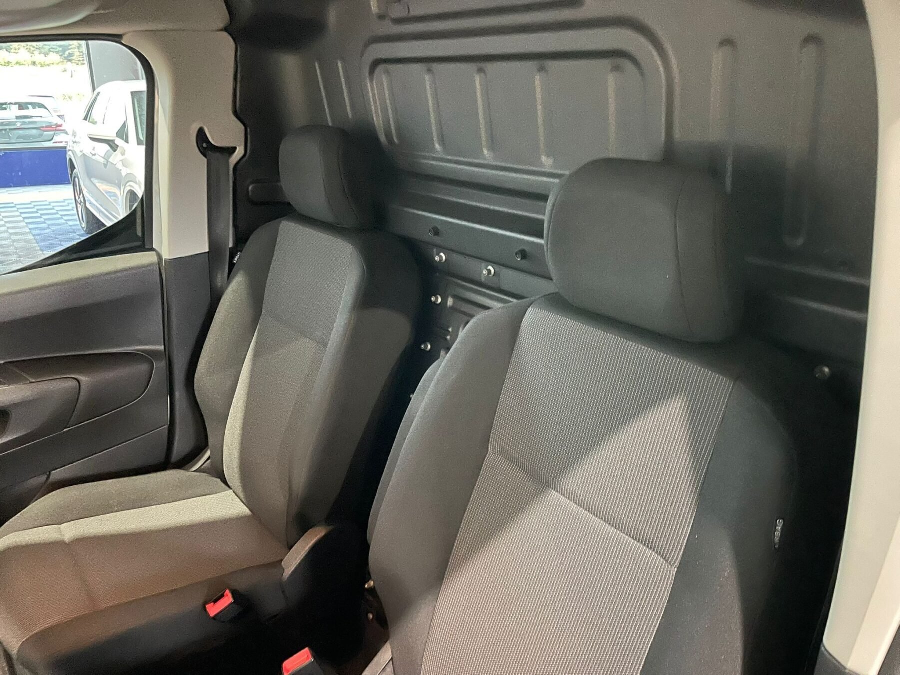 PEUGEOT partner Doble Cabina BlueHDi SS