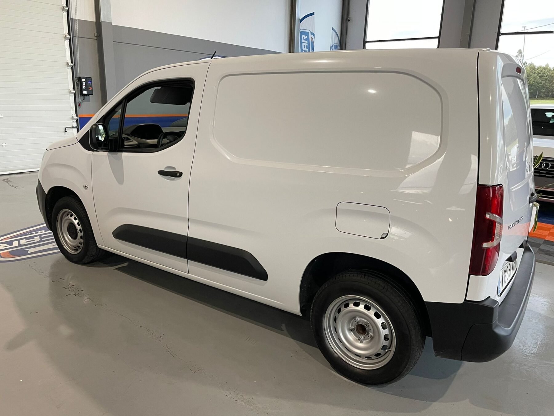 PEUGEOT partner Doble Cabina BlueHDi SS