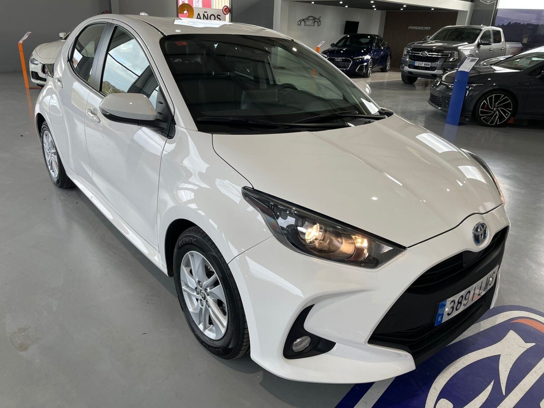 TOYOTA 1 120h business plus