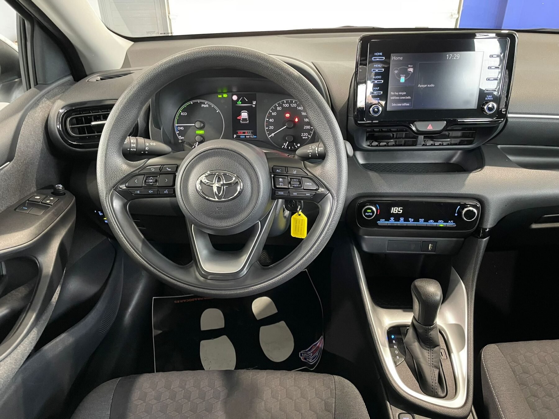 TOYOTA 1 120h business plus