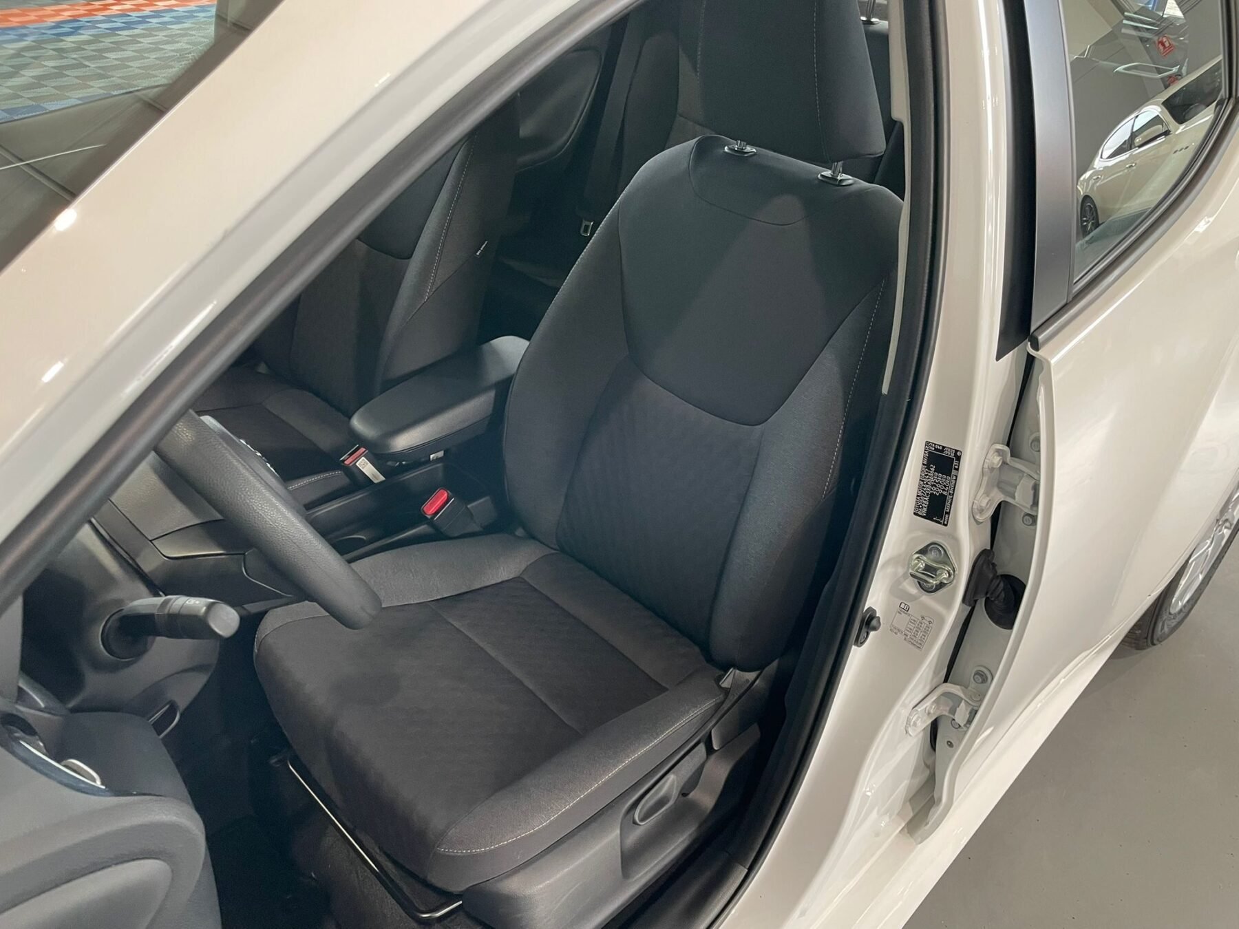 TOYOTA 1 120h business plus