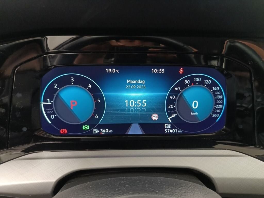 VOLKSWAGEN Golf Golf VIII 2.0 TDI 85kW Life DSG 5d