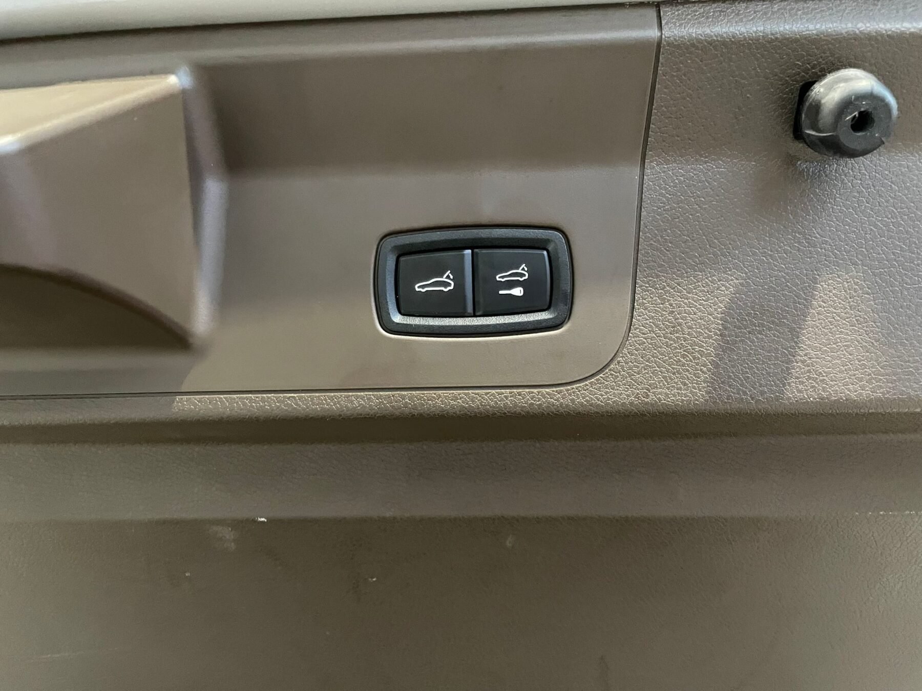 PORSCHE Panamera 4 E-Hybrid Platinum Edition