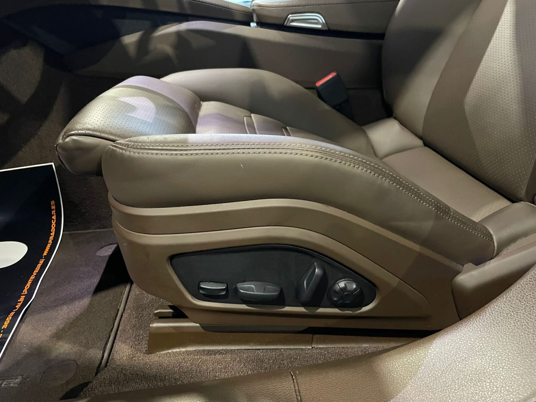 PORSCHE Panamera 4 E-Hybrid Platinum Edition