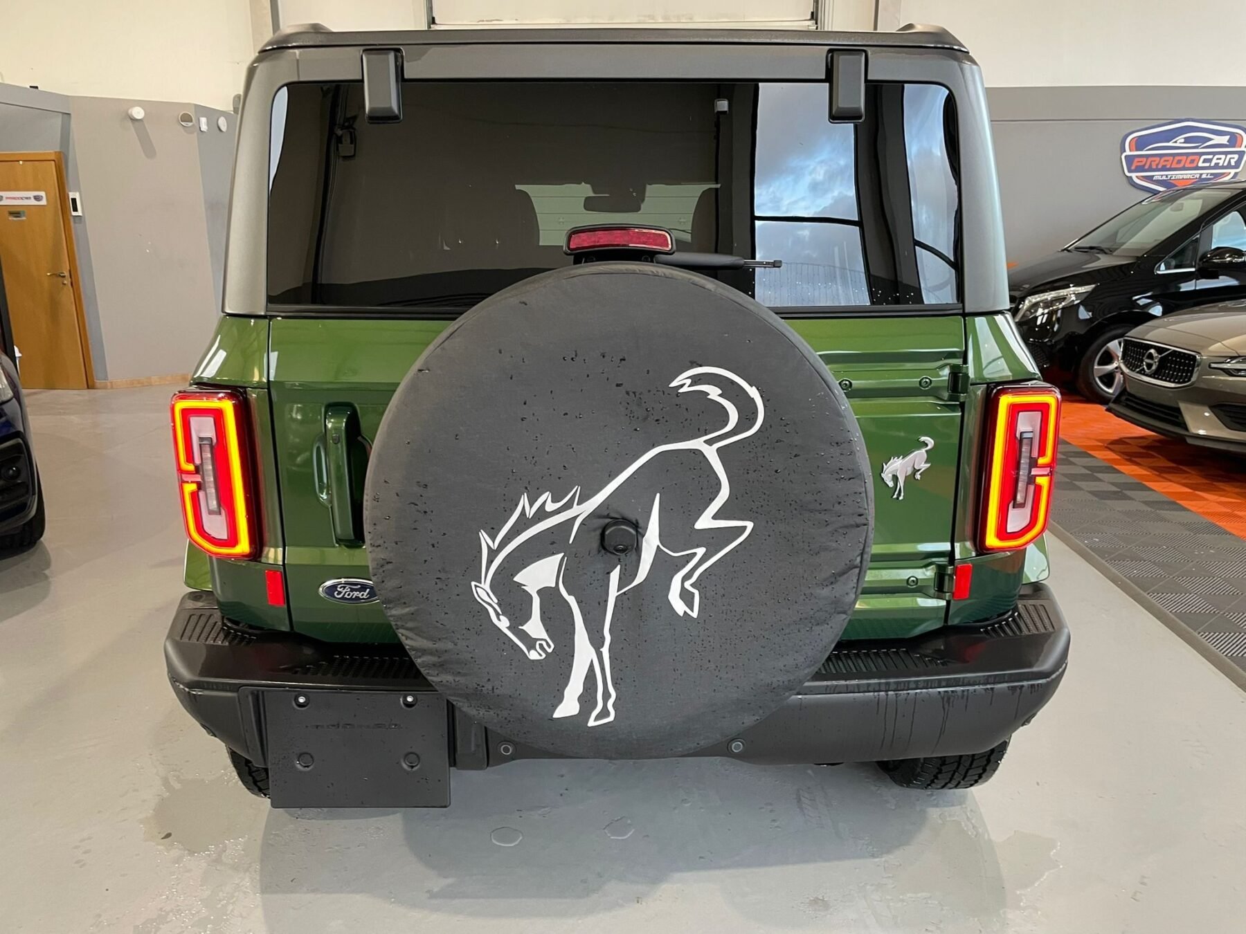 FORD Bronco Outer Banks 2.7 EcoBoost V6 4x4 In