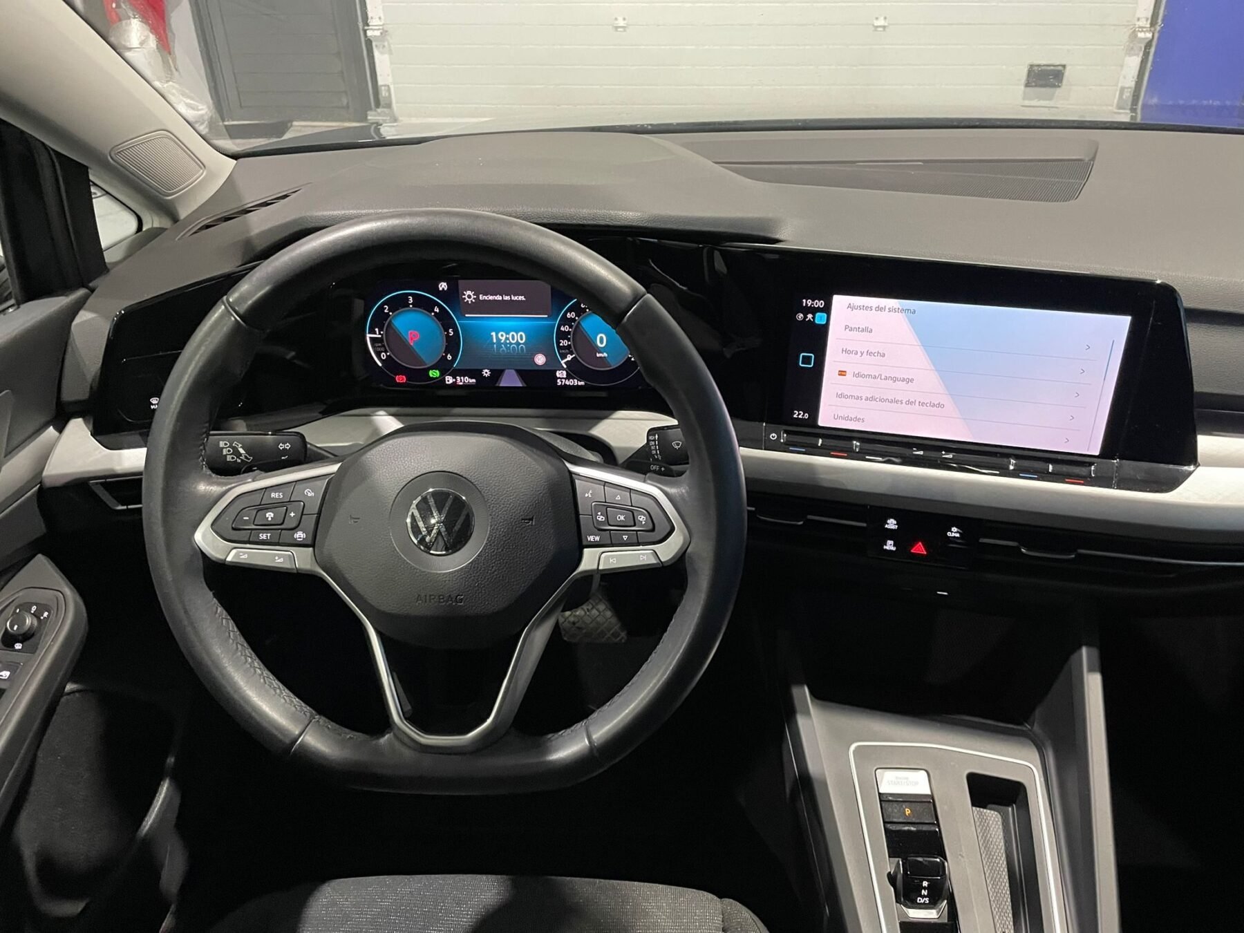 VOLKSWAGEN Golf Golf VIII 2.0 TDI 85kW Life DSG 5d