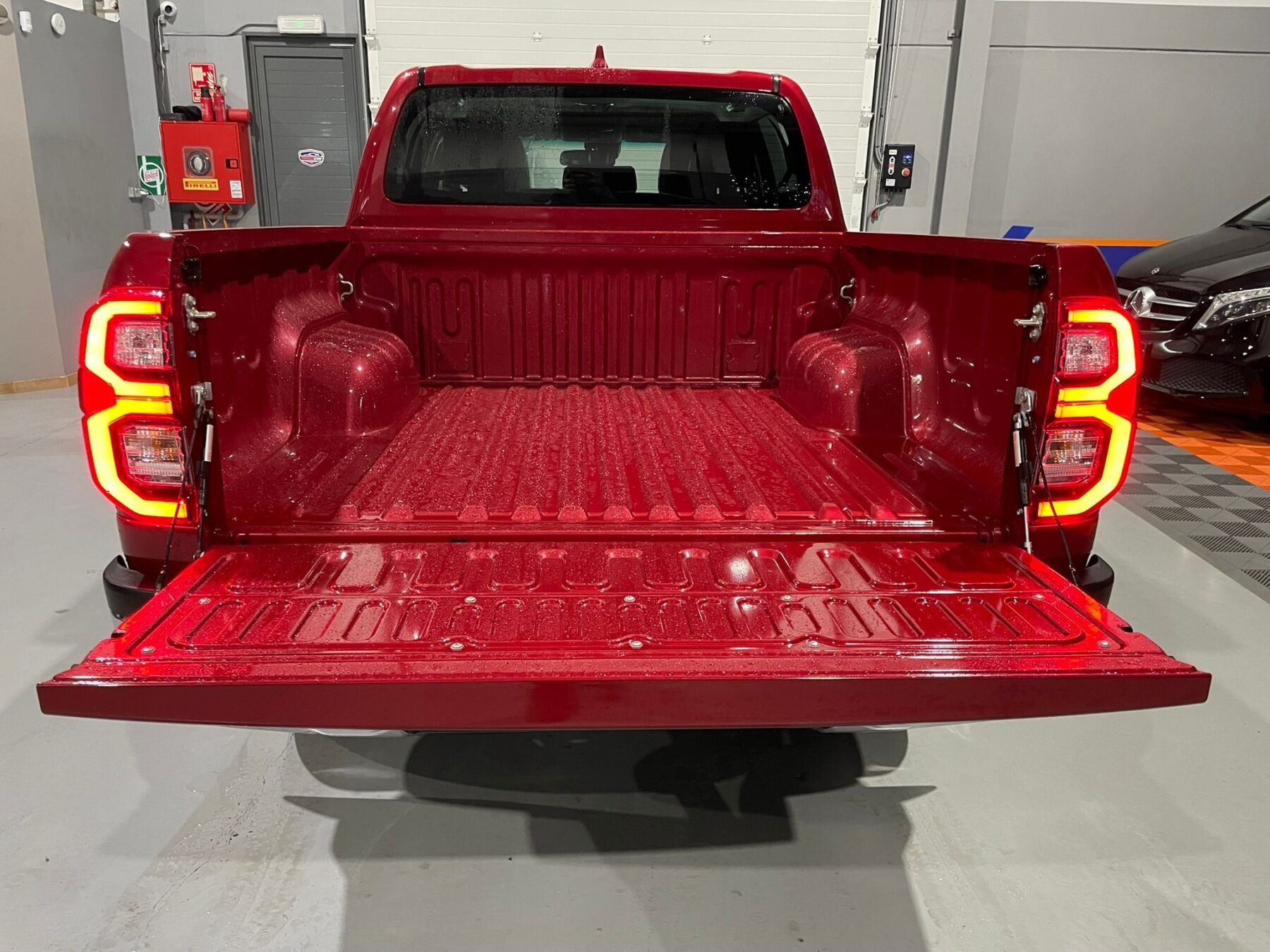 TOYOTA Hilux TOYOTA Hilux 2.8 D4D C.Dobl GR