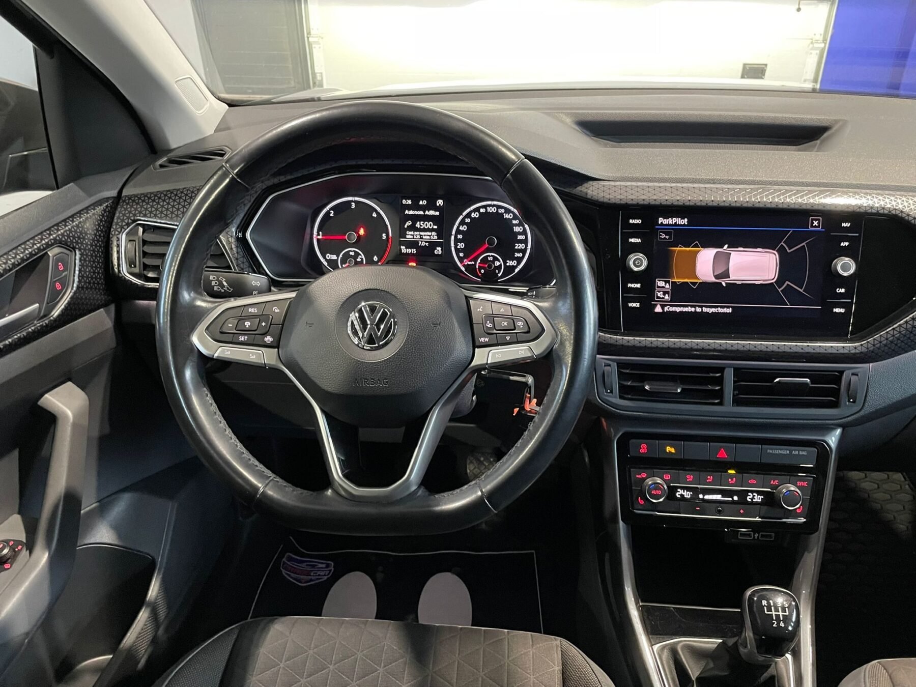 VOLKSWAGEN T-CROSS 1.6 TDI 95 CV ADVANCE