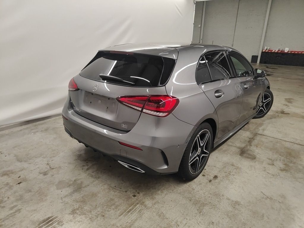 MERCEDES-BENZ CLASE A A 200 AMG