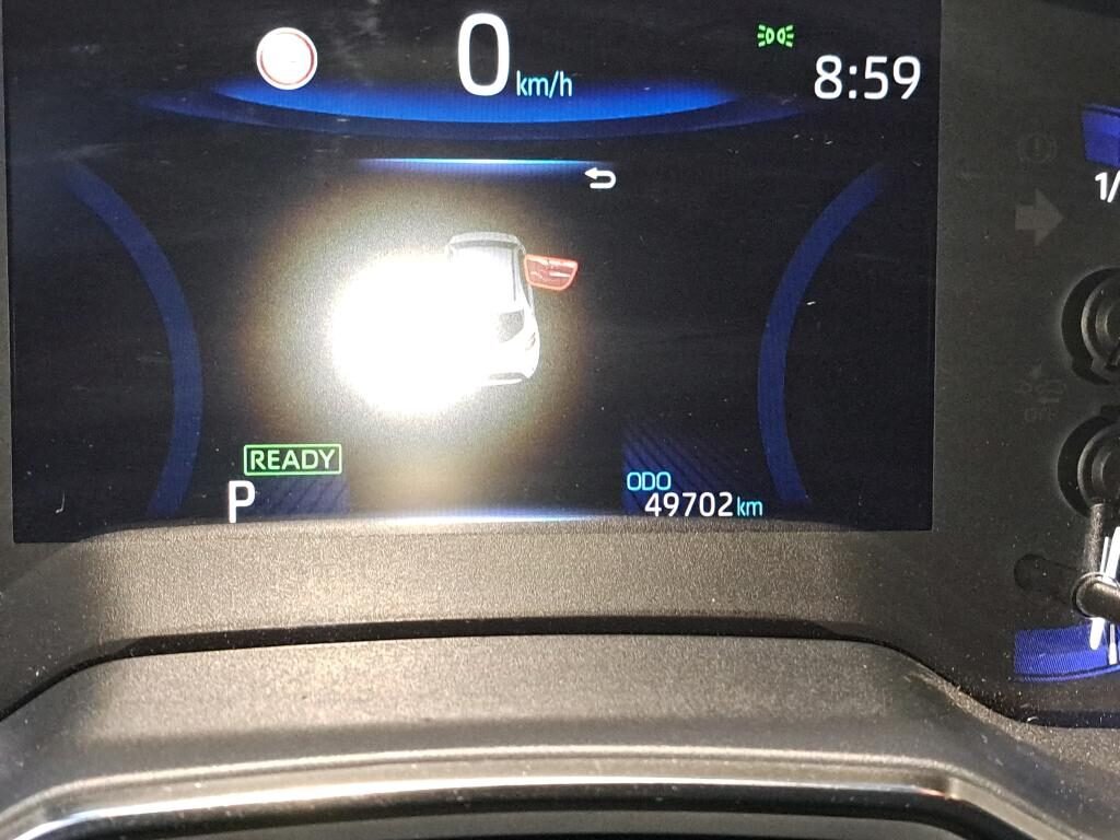 TOYOTA  1.8 e-CVT Híbrido Dinámico Aut. LED