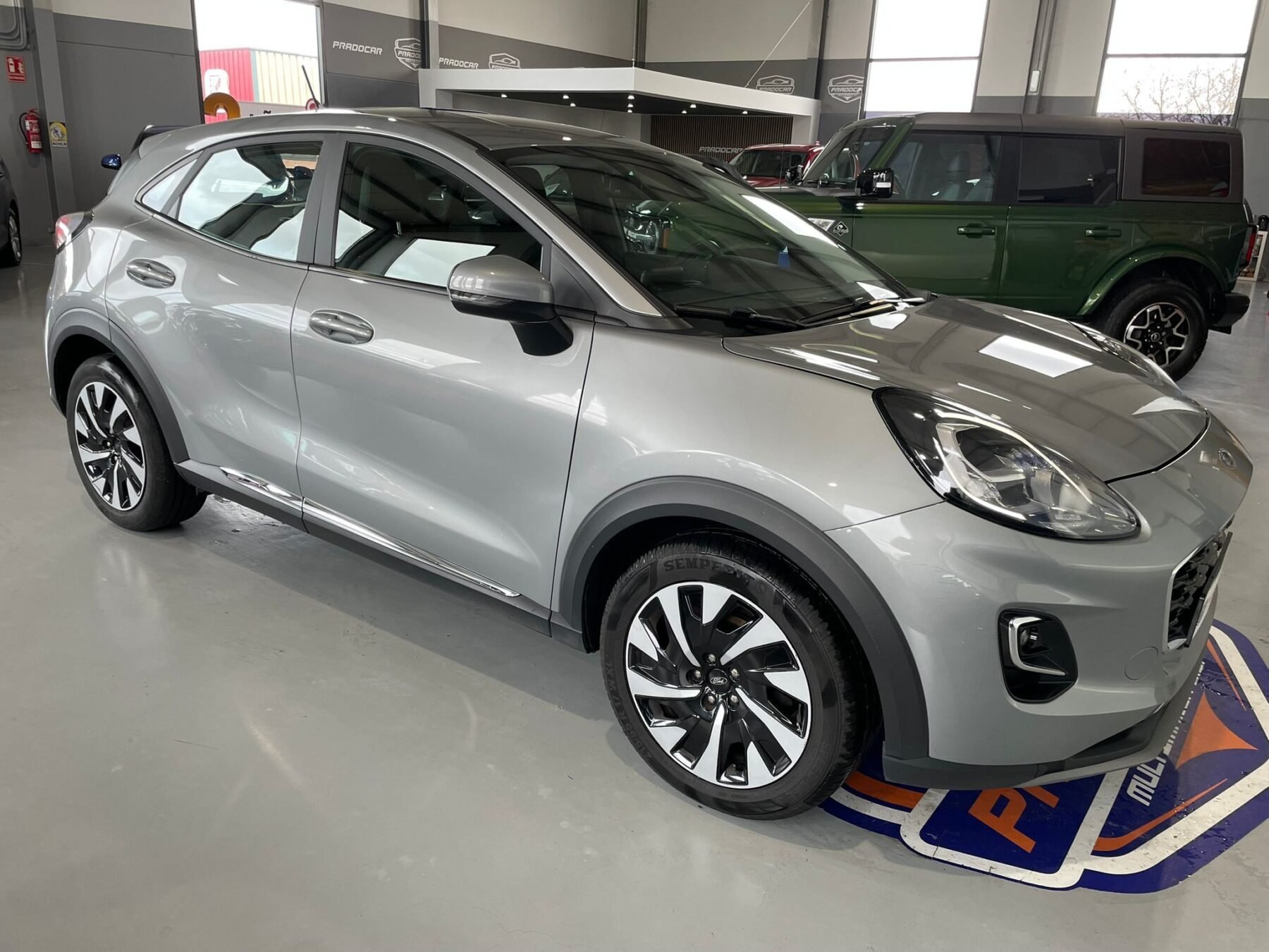 FORD PUMA 1,0 Ecoboost Titanium 125pk