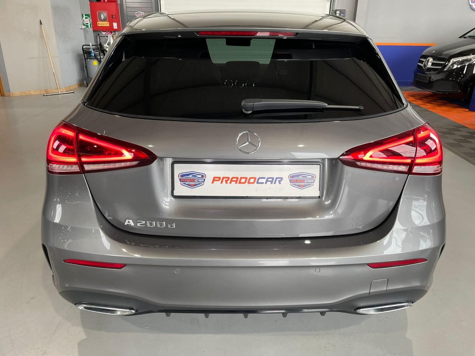 MERCEDES-BENZ CLASE A A 200 AMG