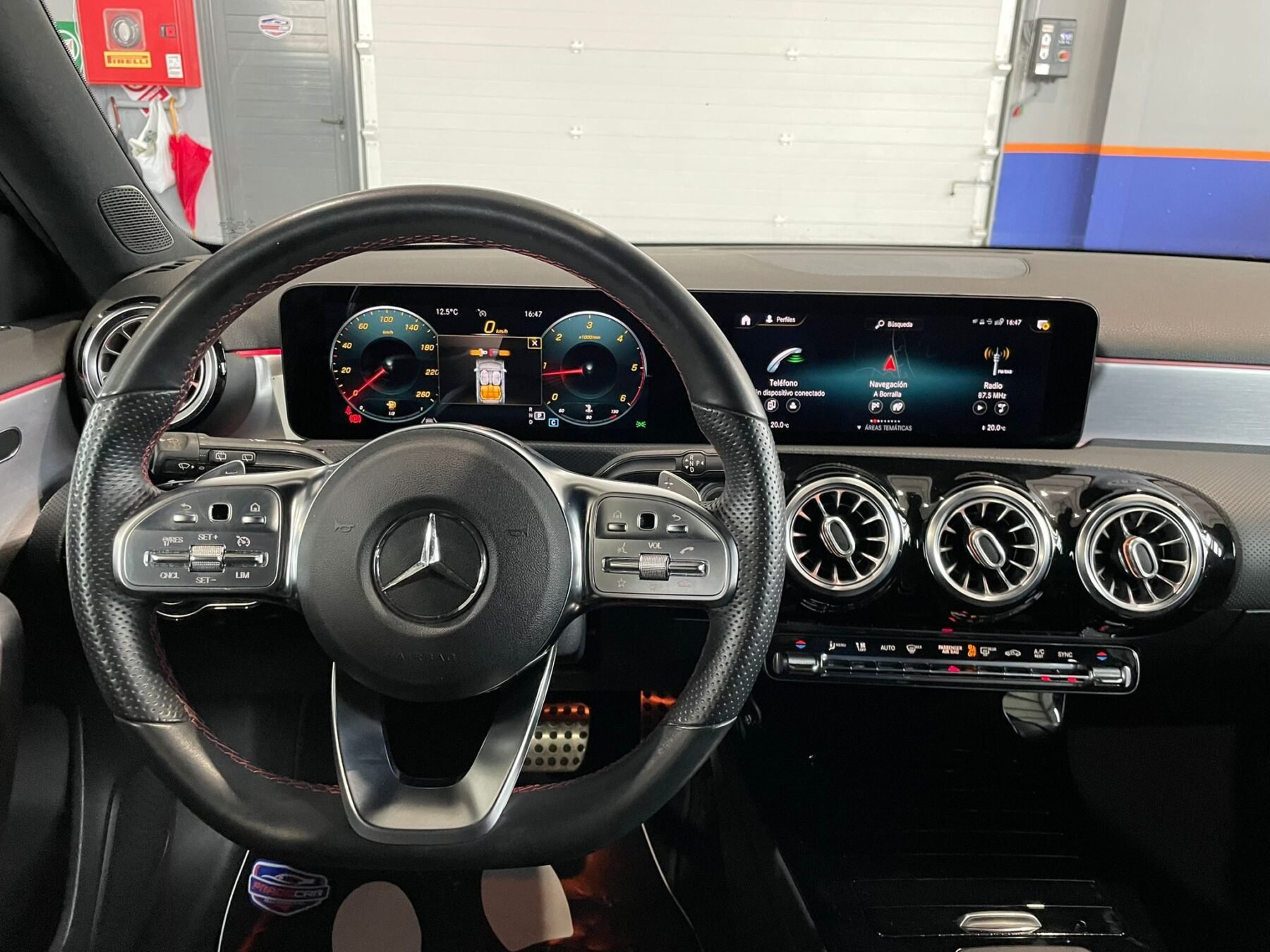 MERCEDES-BENZ CLASE A A 200 AMG