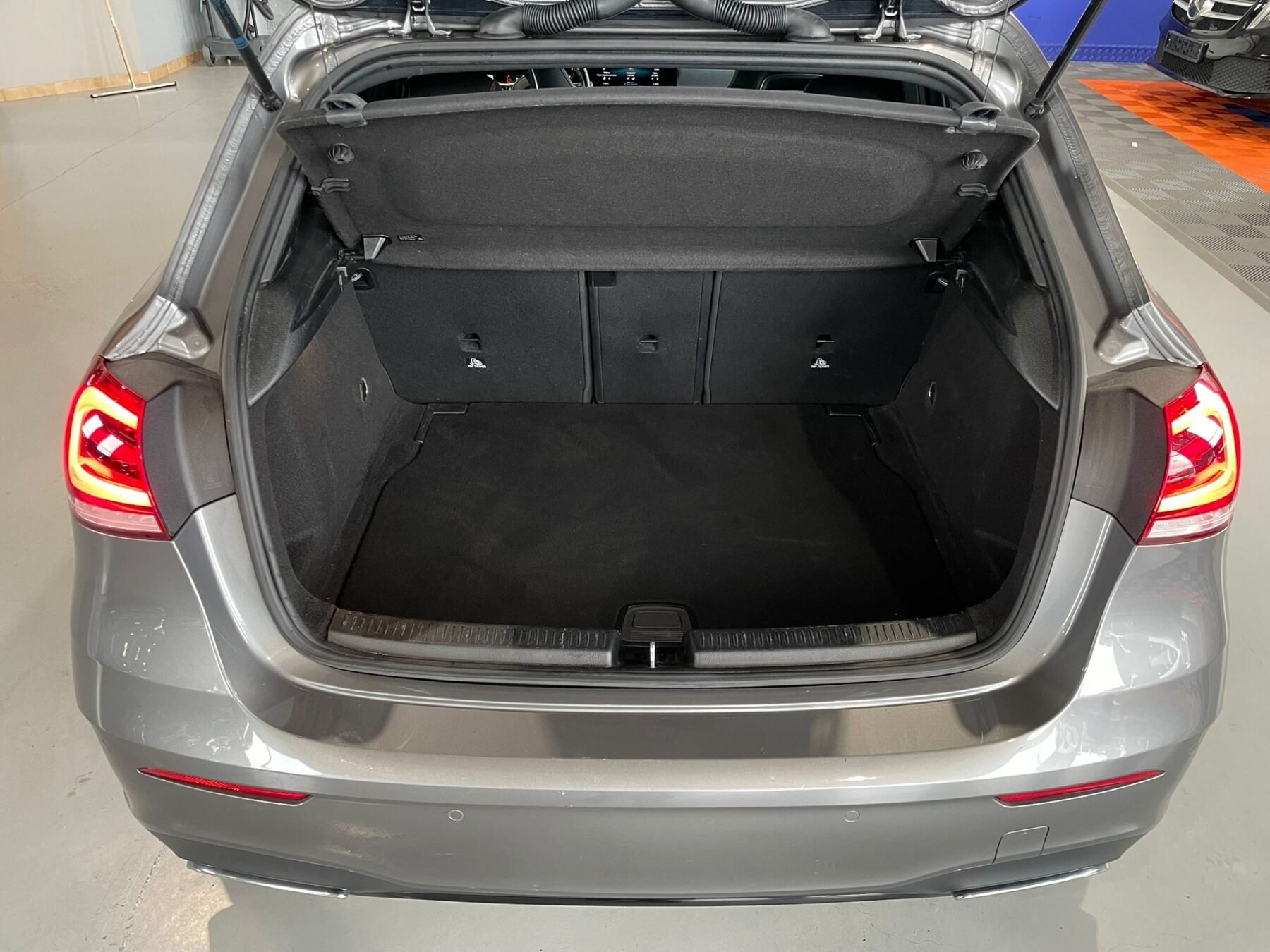 MERCEDES-BENZ CLASE A A 200 AMG