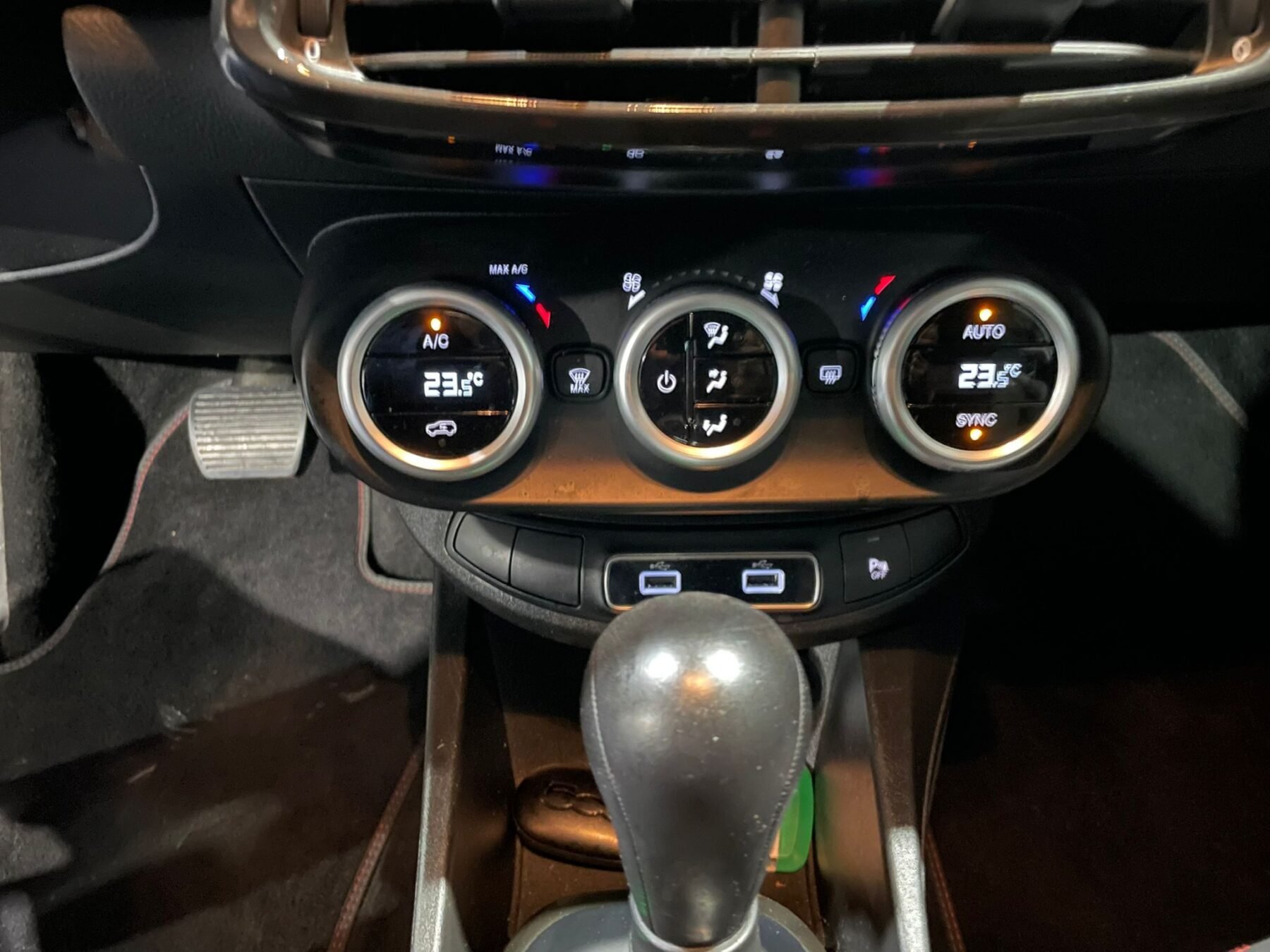 FIAT 500X 1.5 FireFly 130 canales Inox DCT7 Híbrido Dolcevita Sport