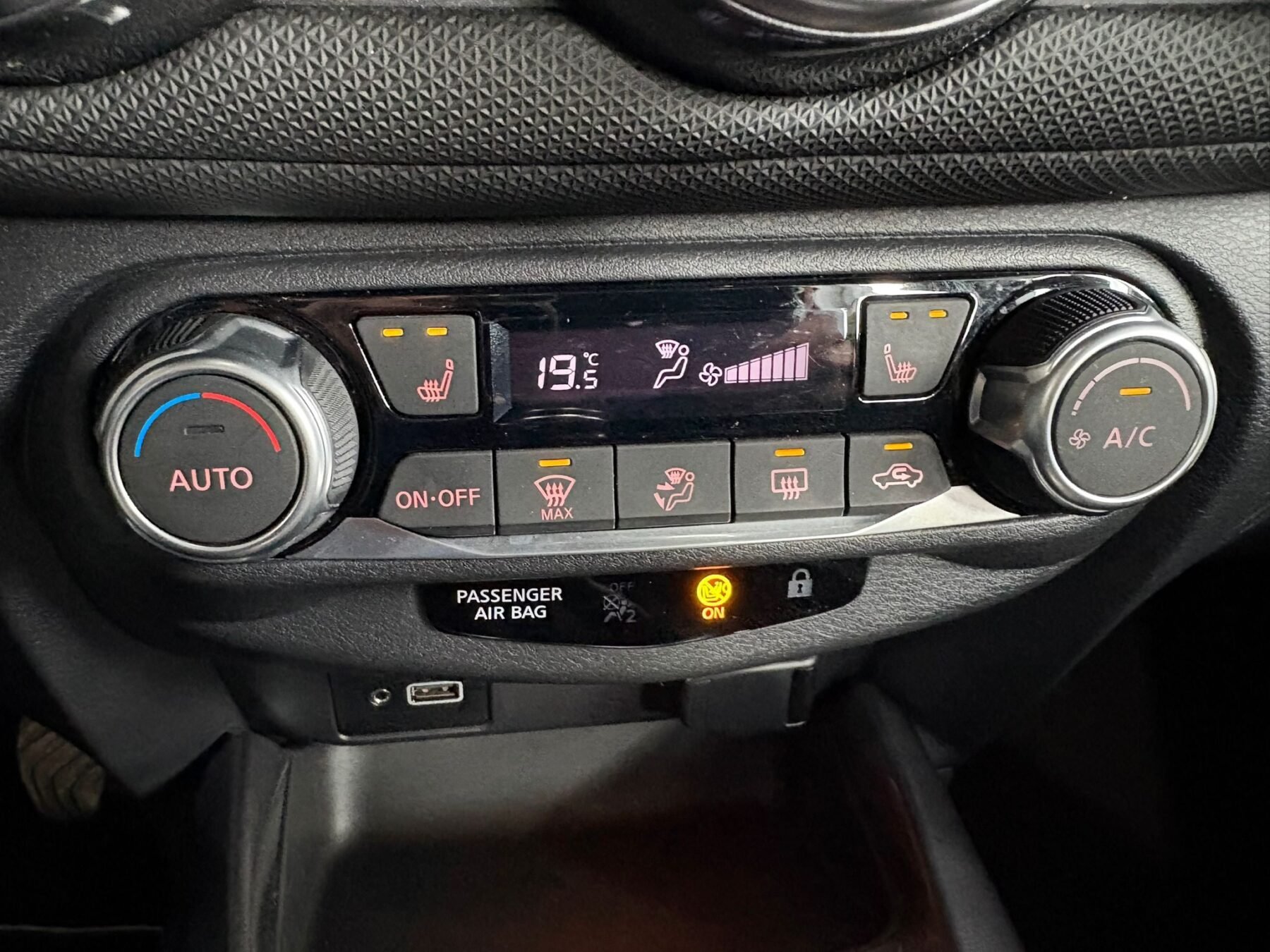 NISSAN juke 1,0L DIG-T 114 MT