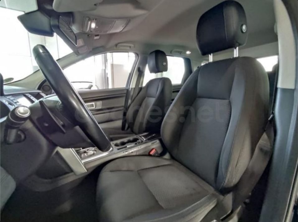 LAND-ROVER Discovery Sport 2.0L TD4 4x4 HSE
