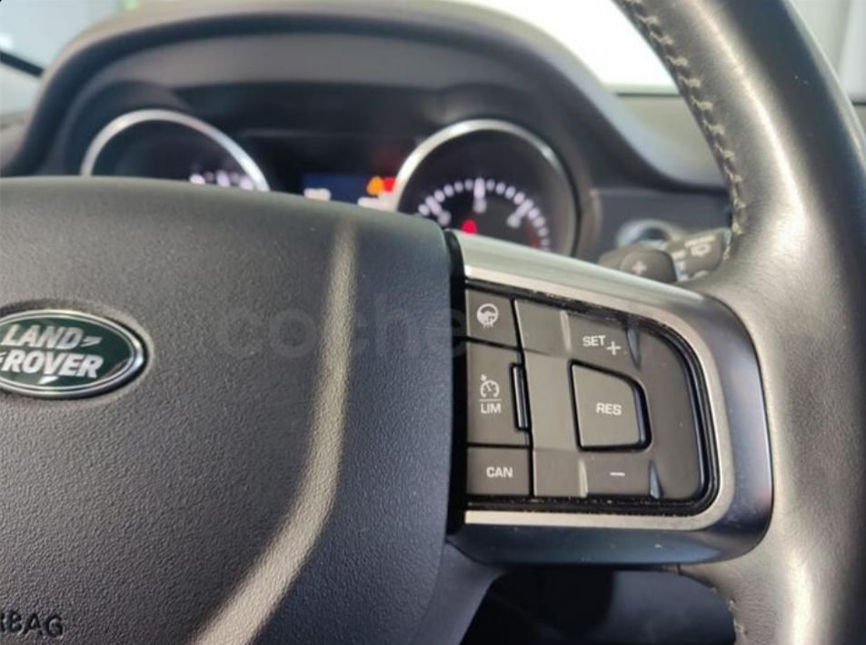 LAND-ROVER Discovery Sport 2.0L TD4 4x4 HSE