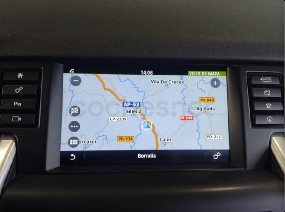 LAND-ROVER Discovery Sport 2.0L TD4 4x4 HSE