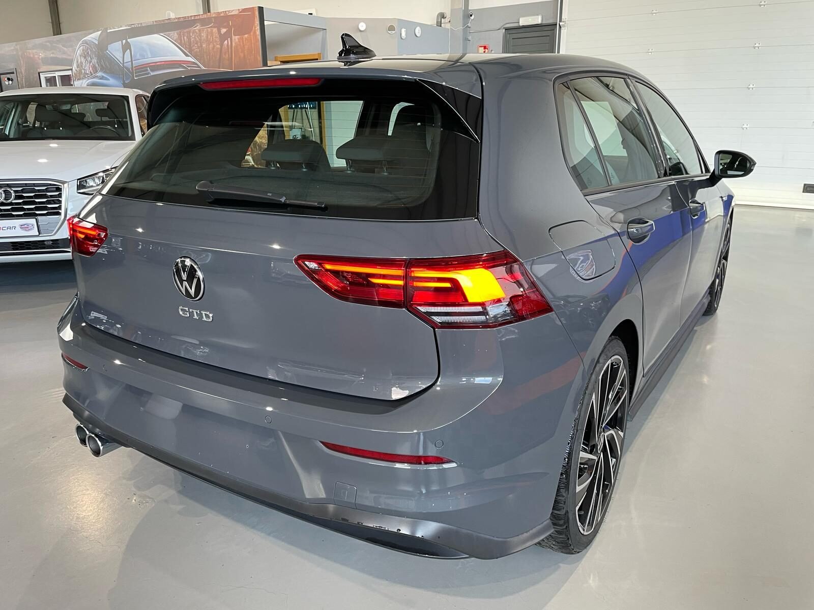 VOLKSWAGEN Golf GTD 2.0 TDI DSG BMT