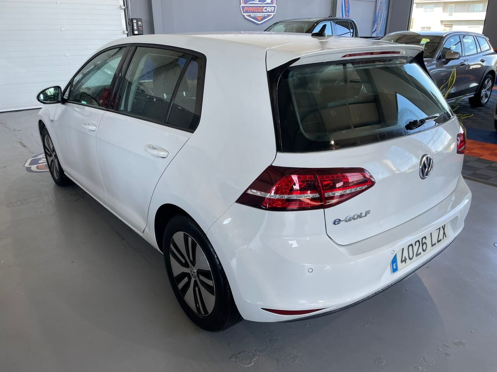 VOLKSWAGEN Golf eGolf ePower