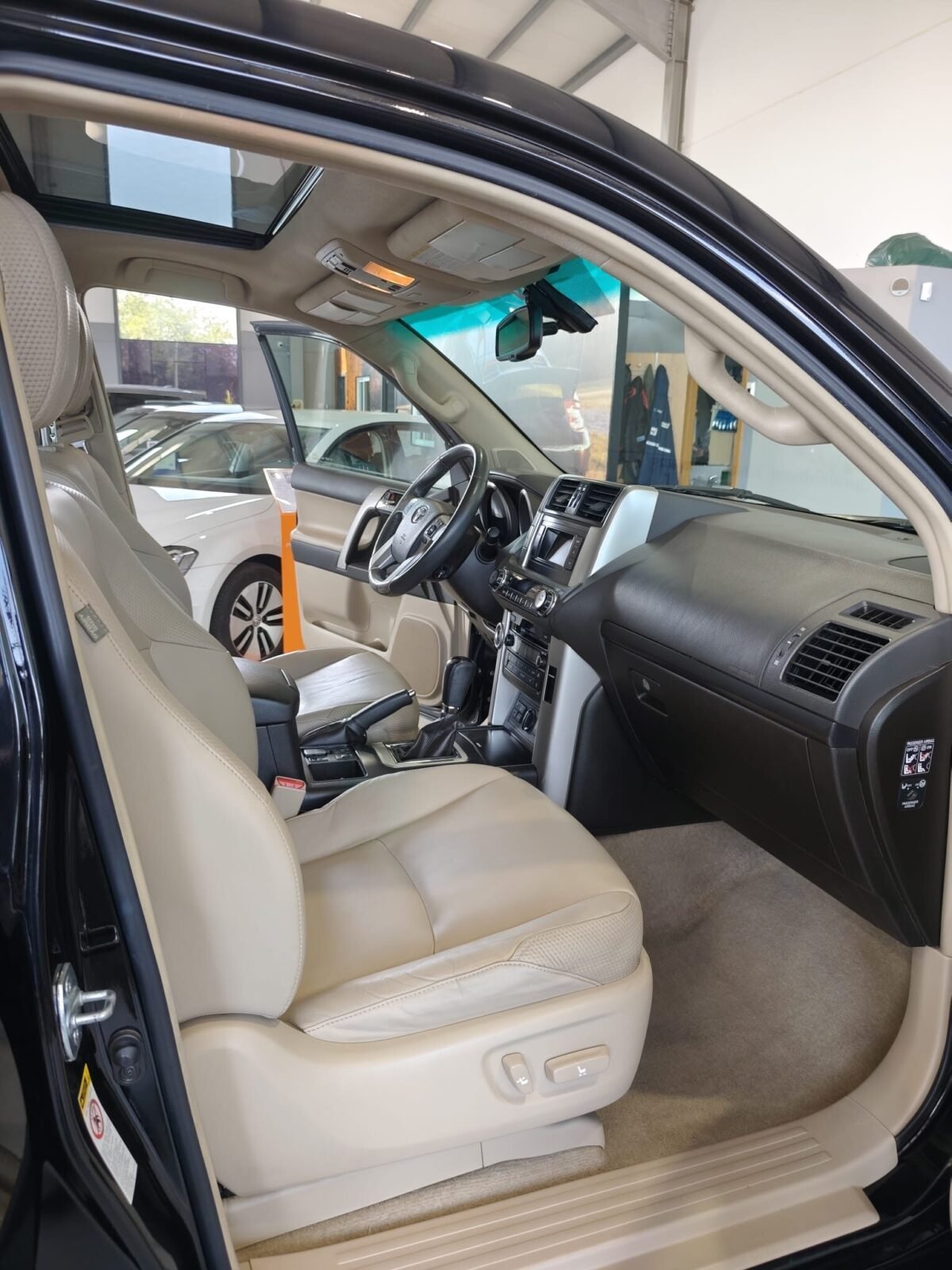 TOYOTA LAND CRUISER 3.0 D4D VXL AUTO 7 PLAZAS