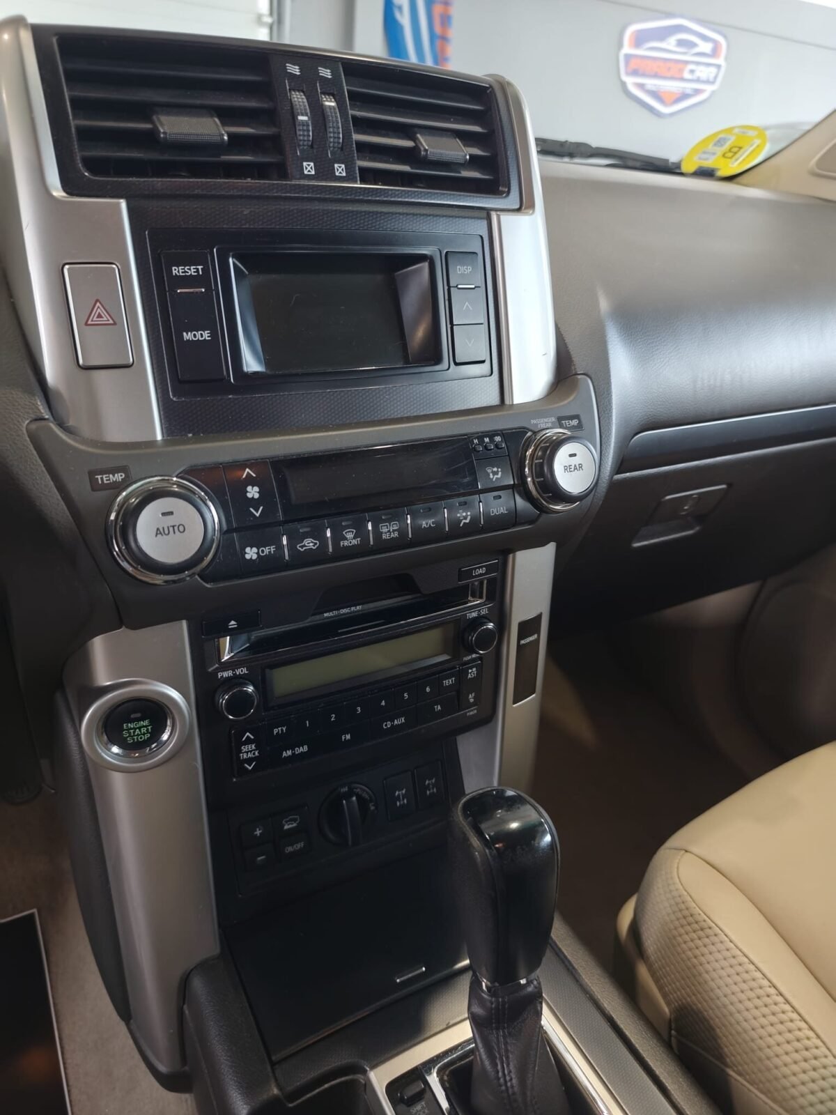 TOYOTA LAND CRUISER 3.0 D4D VXL AUTO 7 PLAZAS