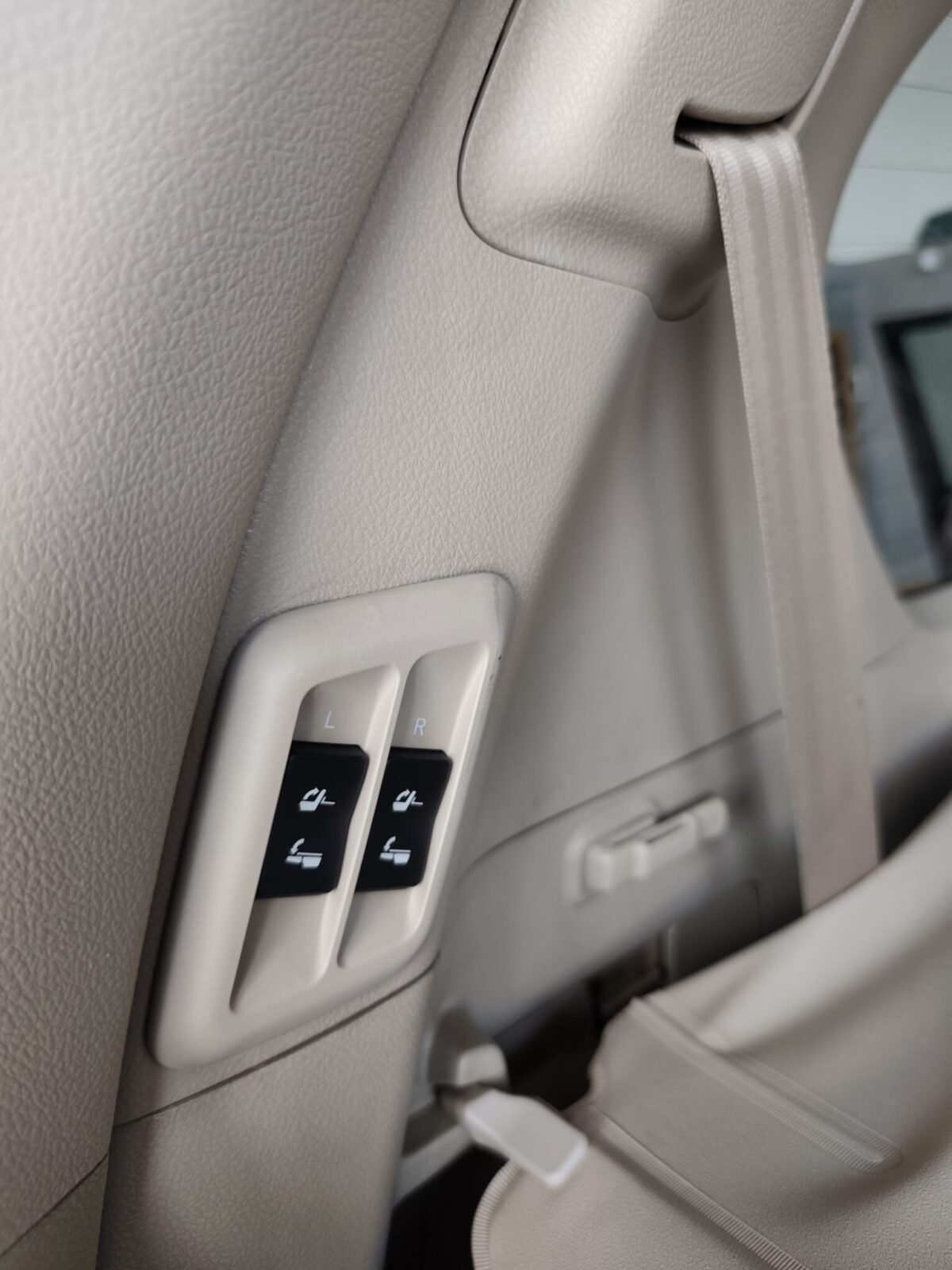 TOYOTA LAND CRUISER 3.0 D4D VXL AUTO 7 PLAZAS