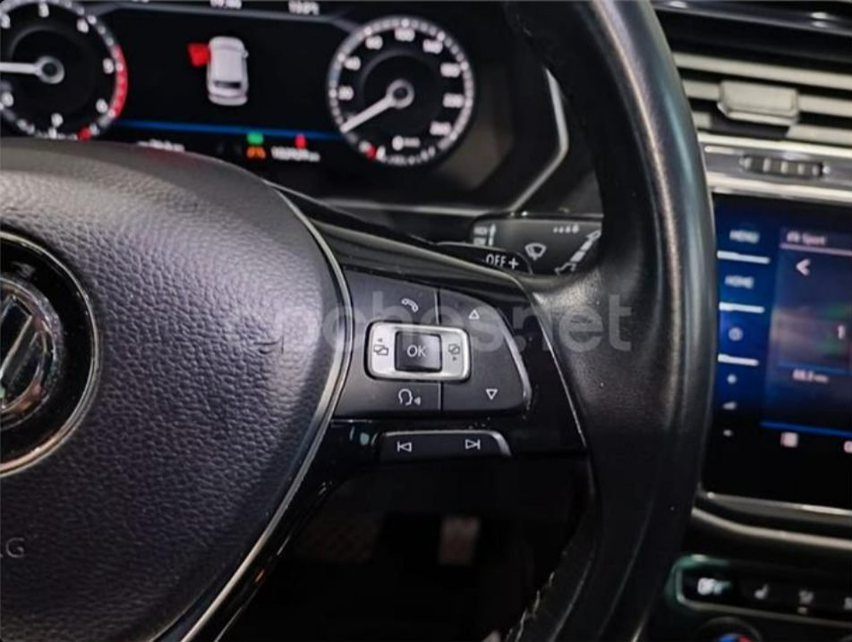 VOLKSWAGEN Tiguan Sport 2.0 TDI 4Motion DSG