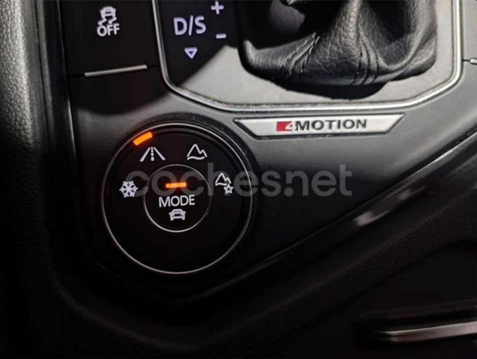 VOLKSWAGEN Tiguan Sport 2.0 TDI 4Motion DSG