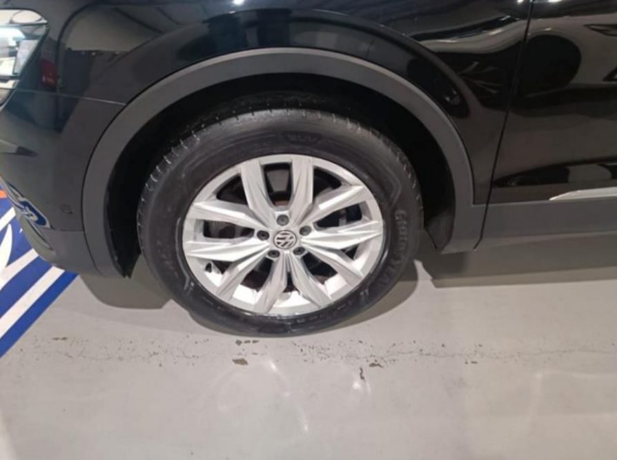 VOLKSWAGEN Tiguan Sport 2.0 TDI 4Motion DSG
