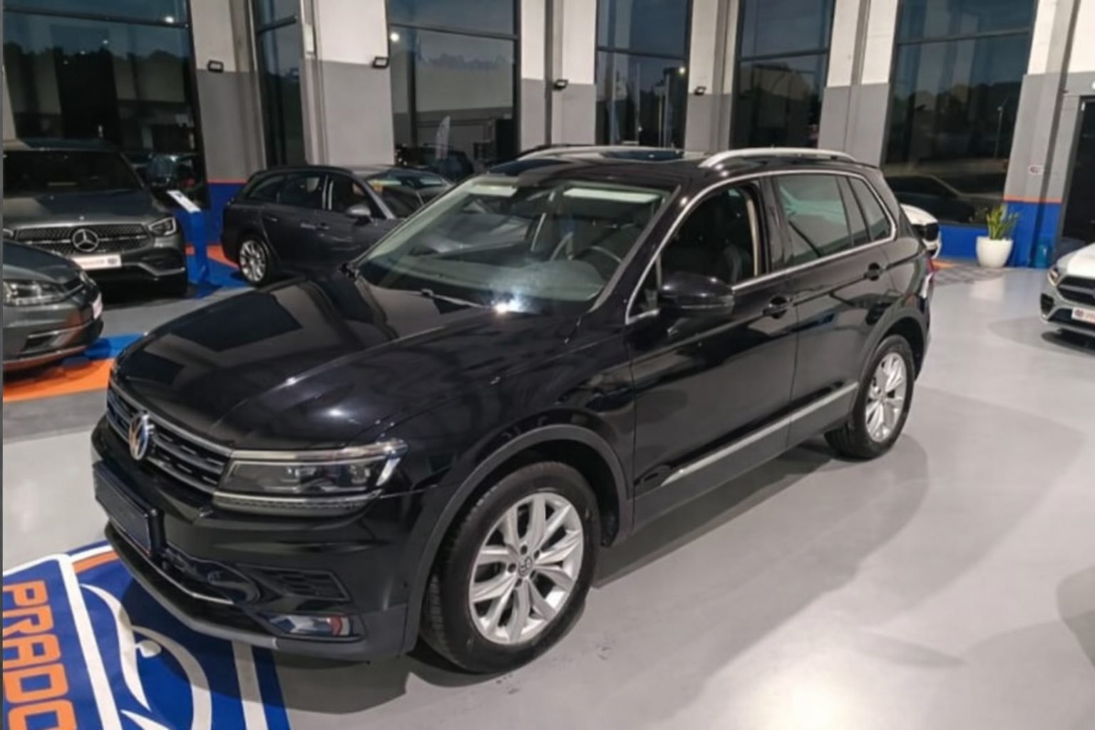 VOLKSWAGEN Tiguan Sport 2.0 TDI 4Motion DSG