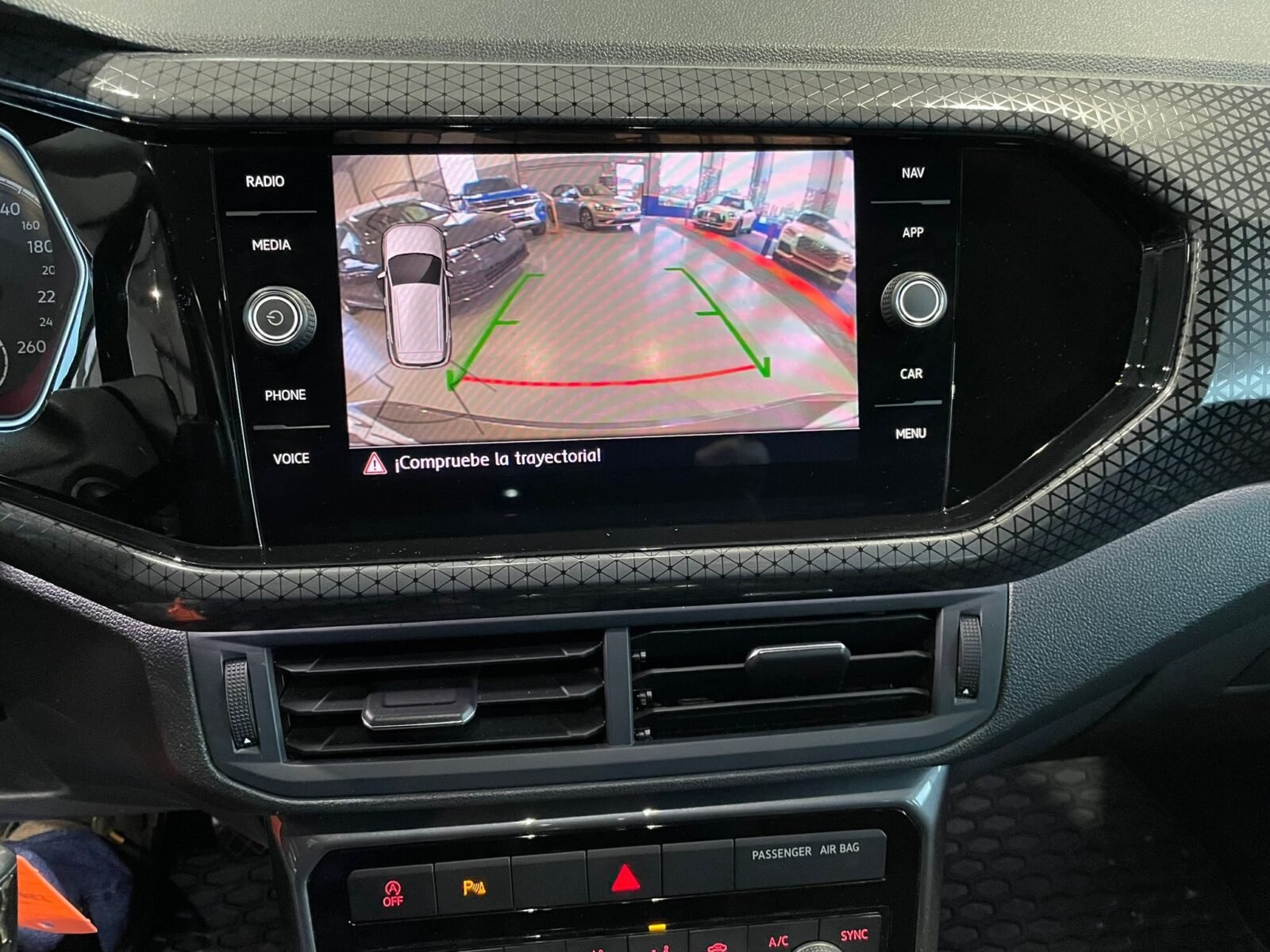 VOLKSWAGEN T-CROSS Advance 1.6 TDI