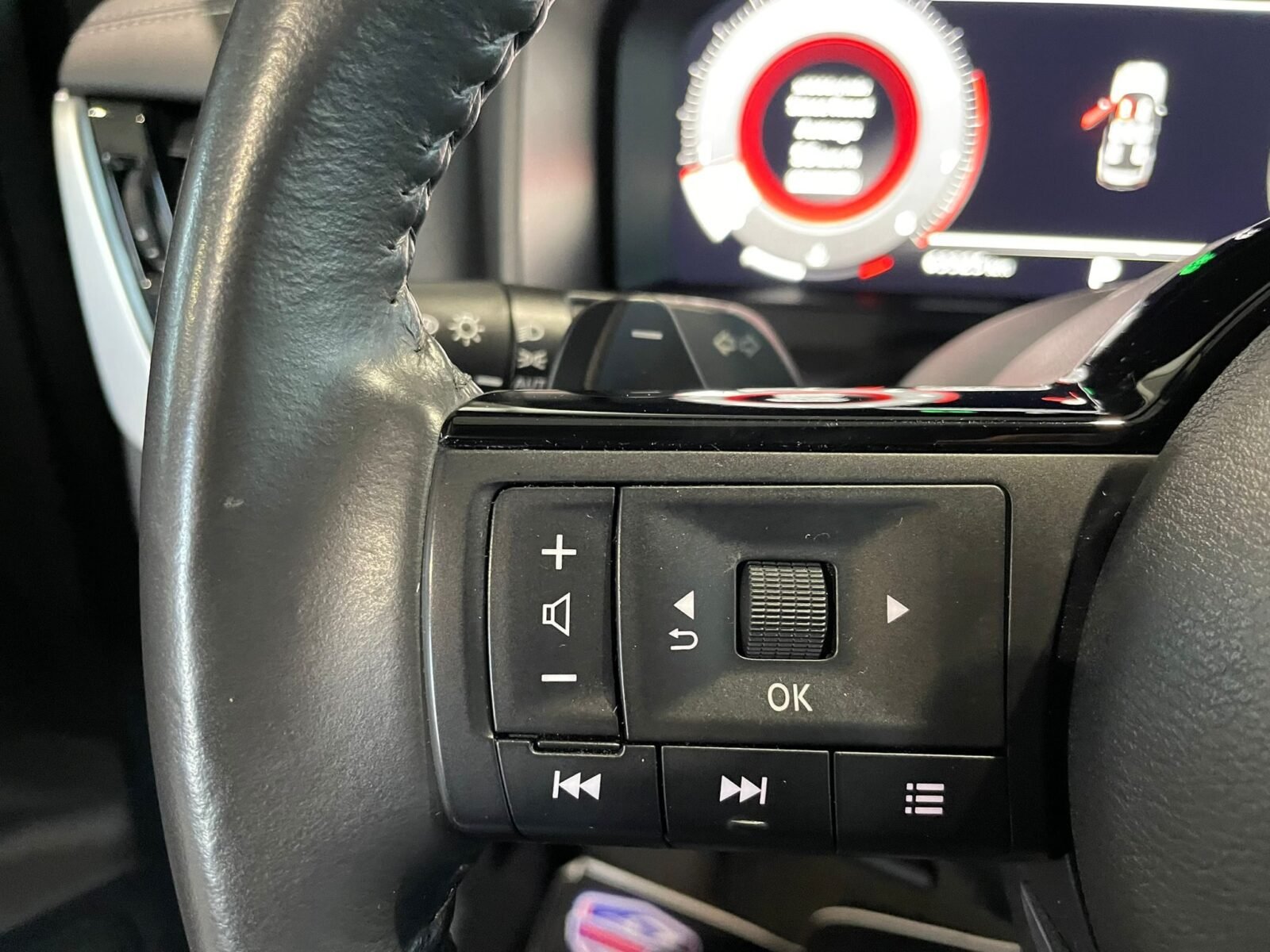 NISSAN X-TRAIL 7pl 1.5T VC MHEV 4x2 NConnecta
