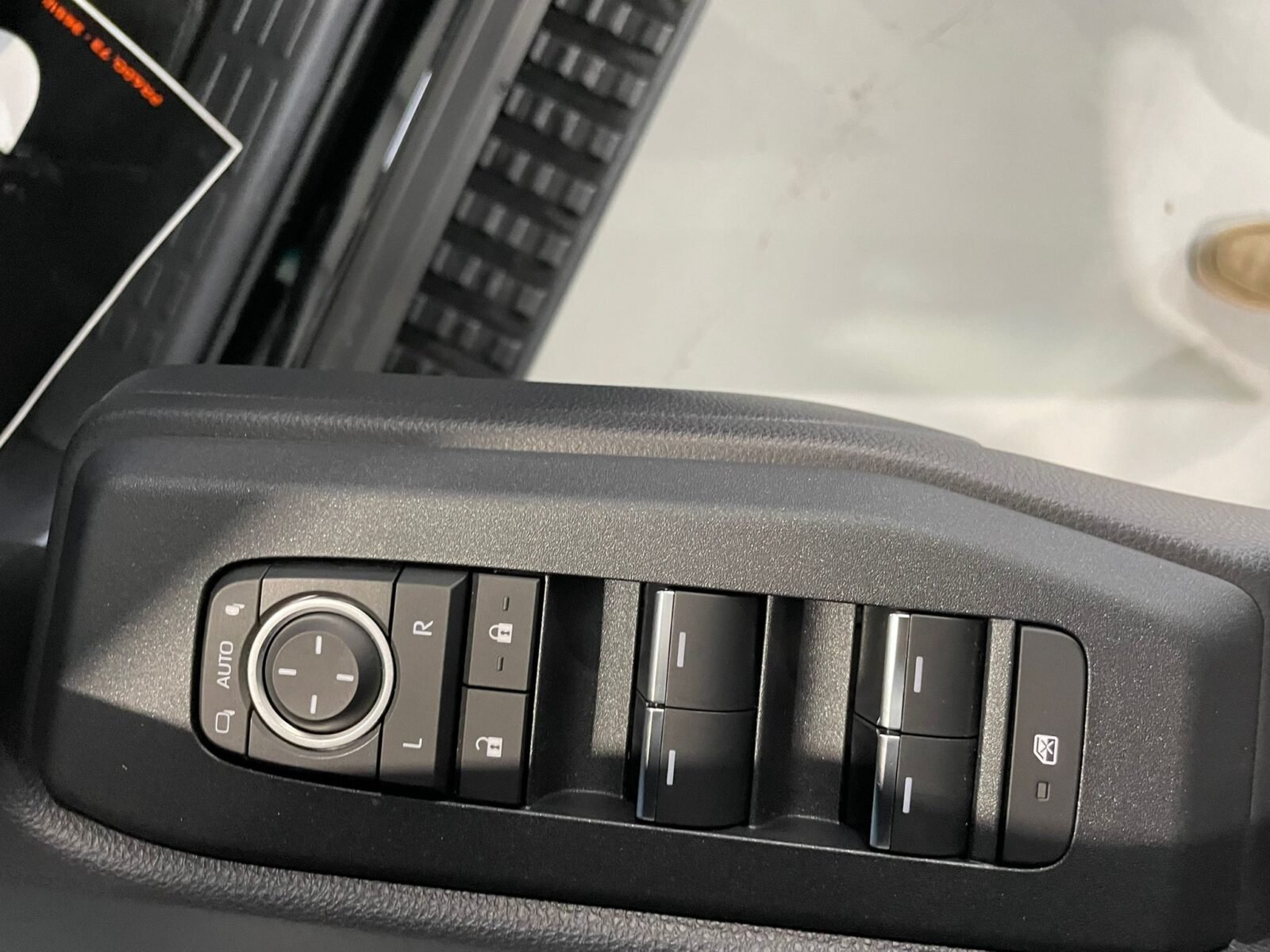TOYOTA LAND CRUISER LAND CRUISER 250 HYBRID 48V VX
