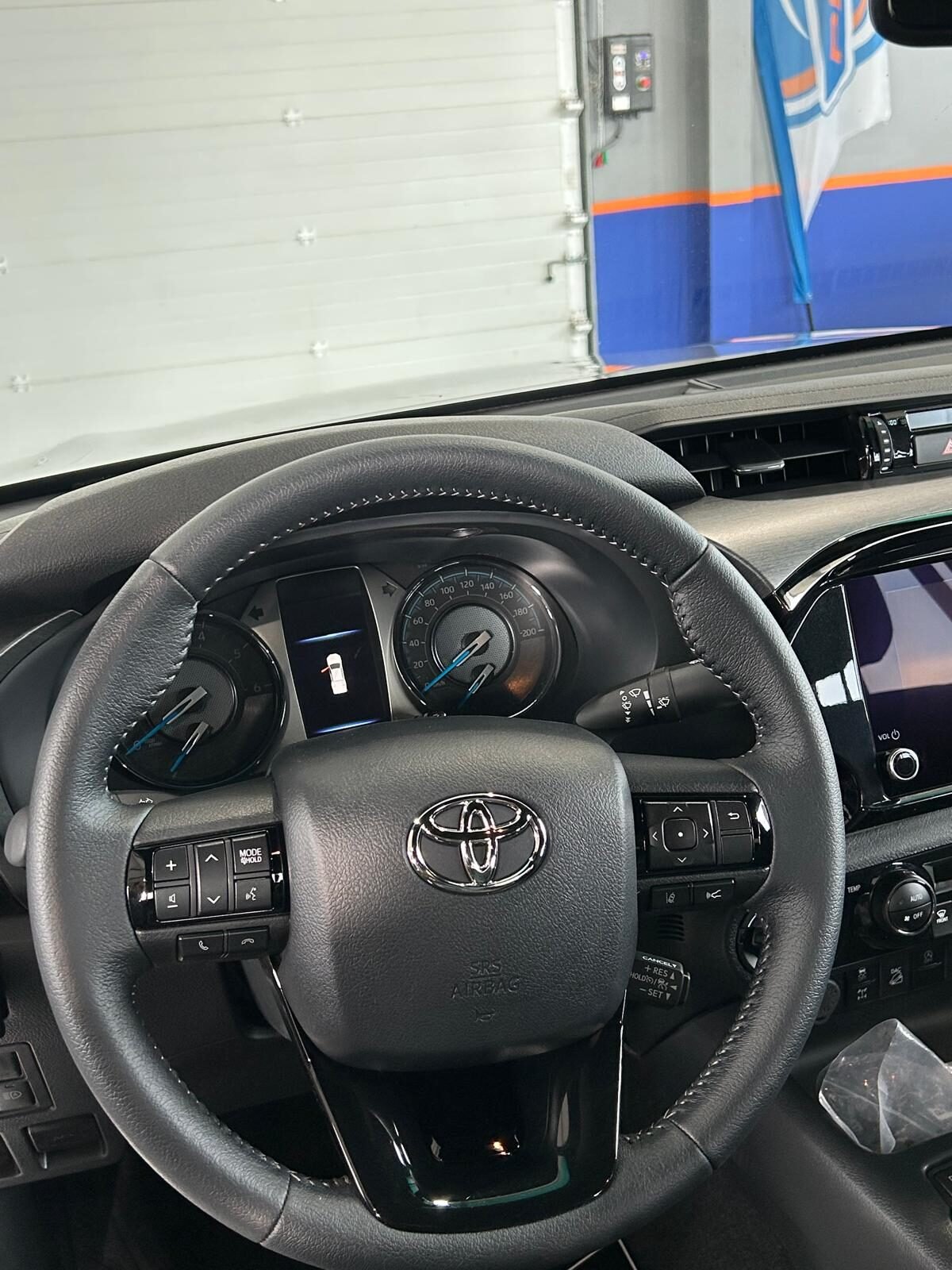 TOYOTA Hilux 2.8 D4D MHEV CD VXL AT HVO100