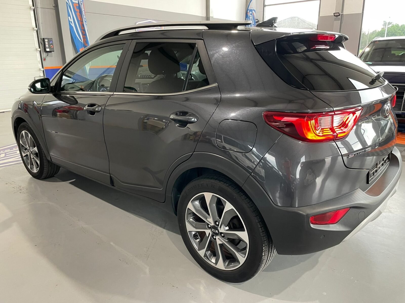KIA Stonic 1.0 TGDi Business