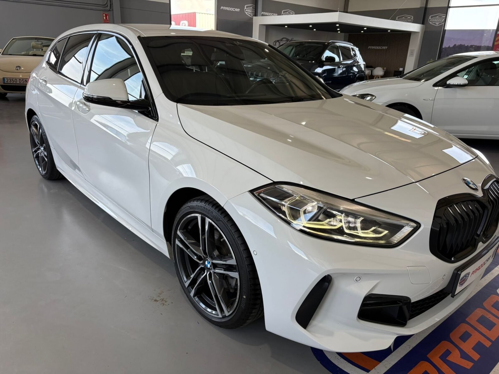 BMW Serie 1 118d Business Auto.