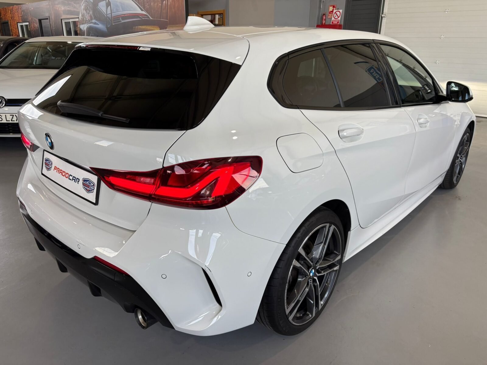 BMW Serie 1 118d Business Auto.